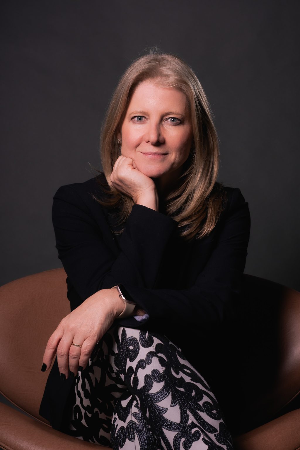 Profa. Dra. Daiane Meneguzzo